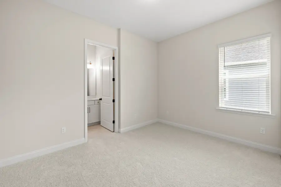 Representative unfurnished interior of a home built from the Aurora by Riverside Homes in Sagebrush at EverRange, Jacksonville (Image 49).