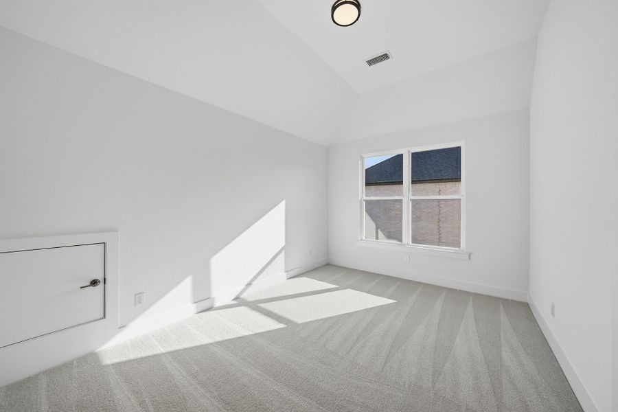 Spacious, unfurnished interior of a new home in Estates at Rockhill, Frisco (Image 36). Spacious, unfurnished interior of a new home in Estates at Rockhill, Frisco (Image 36).
