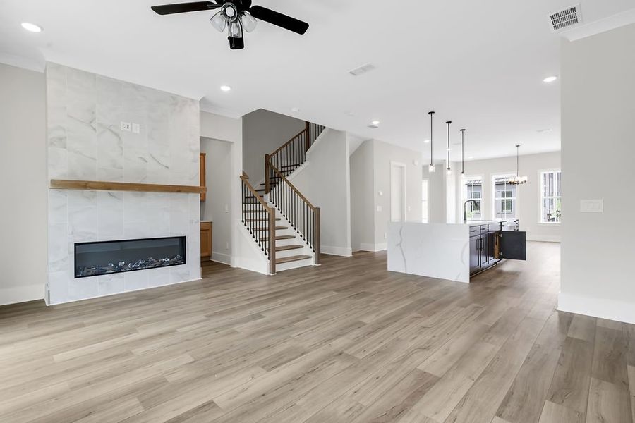 Spacious, unfurnished interior of a new home in Echo Park, Suwanee (Image 23). Spacious, unfurnished interior of a new home in Echo Park, Suwanee (Image 23).