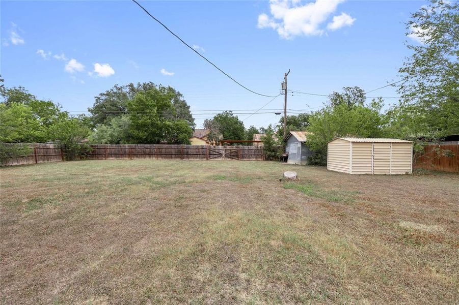 Front exterior of a new home in , Brownwood, TX, highlighting curb appeal (Image 11). Front exterior of a new home in , Brownwood, TX, highlighting curb appeal (Image 11).