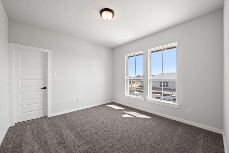 Spacious, unfurnished interior of a new home in Park Central, Georgetown (Image 39).