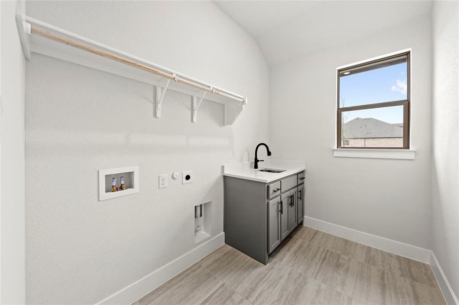 17. 160 Waterview - Utility