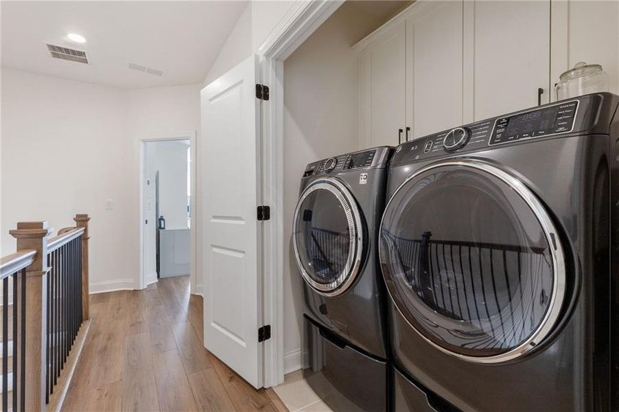 Close-up of interior finishes inside a home in , Peachtree Corners (Image 21). Close-up of interior finishes inside a home in , Peachtree Corners (Image 21).