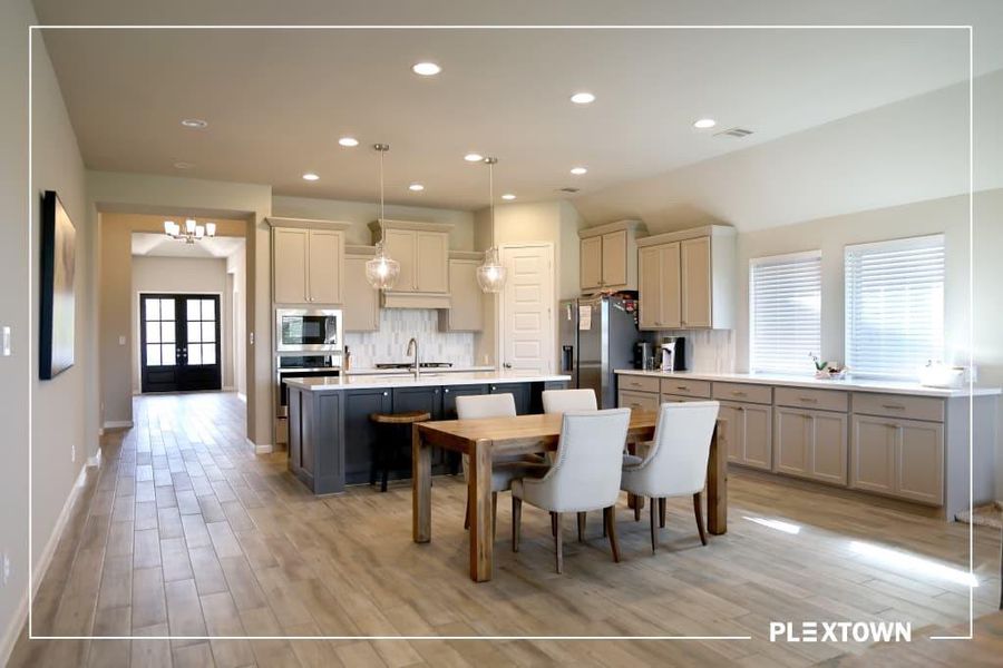 Furnished interior view inside a new home in StoneCreek Estates, Richmond (Image 13). Furnished interior view inside a new home in StoneCreek Estates, Richmond (Image 13).