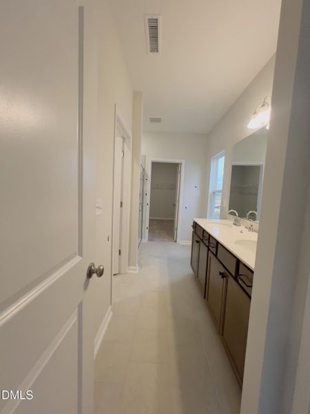 OVS 423 Primary bath sink