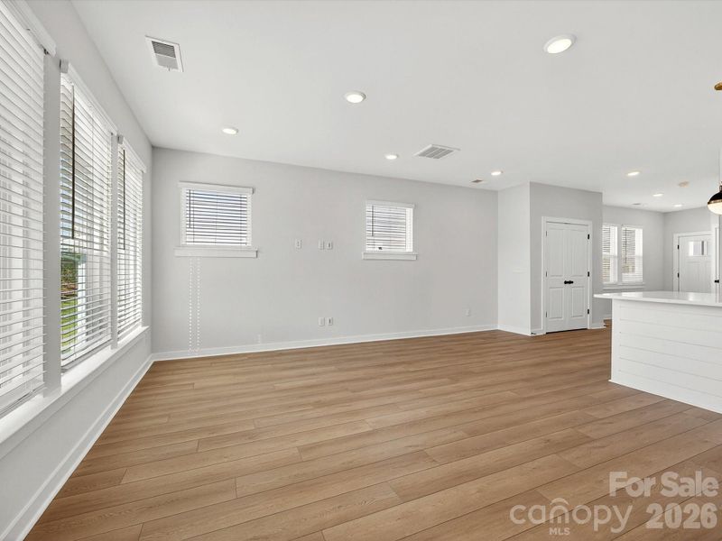 Spacious, unfurnished interior of a new home in Westview Towns, Waxhaw (Image 16).
