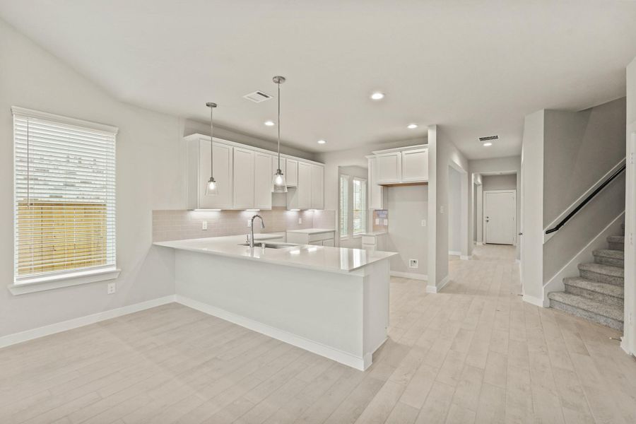 Furnished interior view inside a new home in Huntington Place, Rosharon (Image 9). Furnished interior view inside a new home in Huntington Place, Rosharon (Image 9).