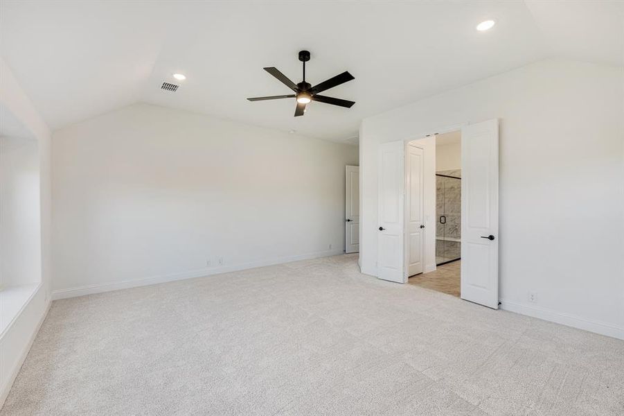 Spacious, unfurnished interior of a new home in Timberbrook 3B-4A, Justin (Image 16).