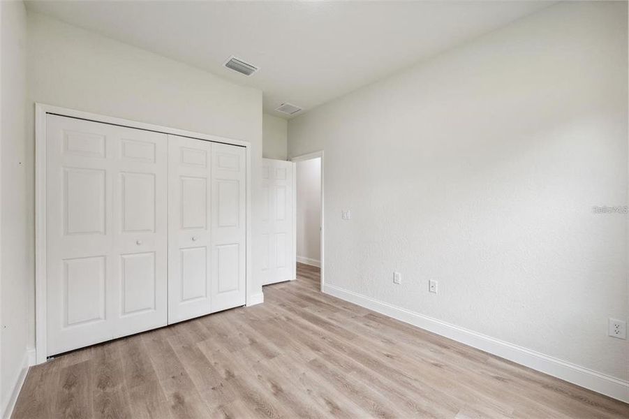 Spacious, unfurnished interior of a new home in , Dunnellon (Image 35).