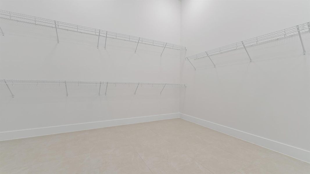 Spacious, unfurnished interior of a new home in Artistry Palm Beach, Palm Beach Gardens (Image 12).