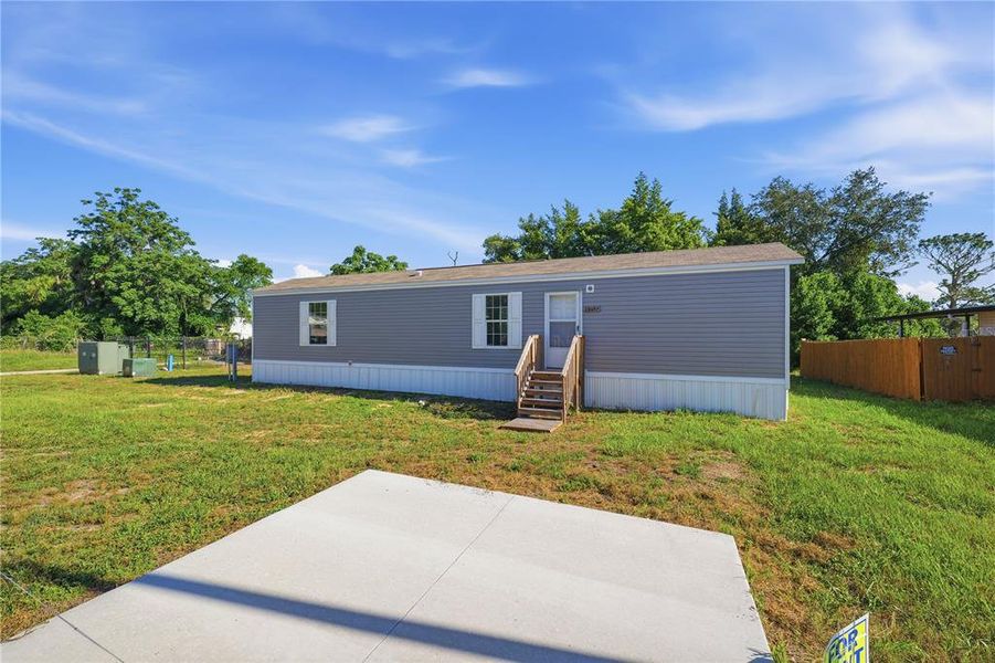 Exterior details and patio area of a home in , Brooksville (Image 23).