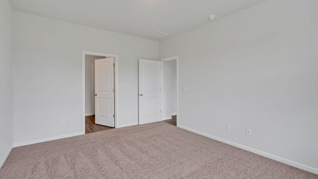 Representative unfurnished interior of a home built from the CALI by D.R. Horton in Vineyard Trail, Jacksonville (Image 24).
