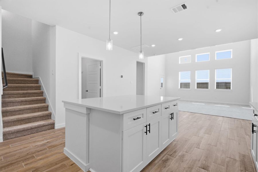 Furnished interior view inside a new home in , Rosharon (Image 9).