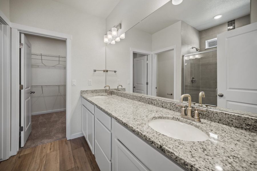 Representative furnished interior of a home built from the Sage by View Homes in The Glen, Colorado Springs (Image 14). Representative furnished interior of a home built from the Sage by View Homes in The Glen, Colorado Springs (Image 14).