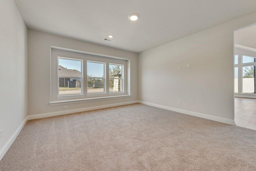 Spacious, unfurnished interior of a new home in Prairie Ridge, Venus (Image 22).