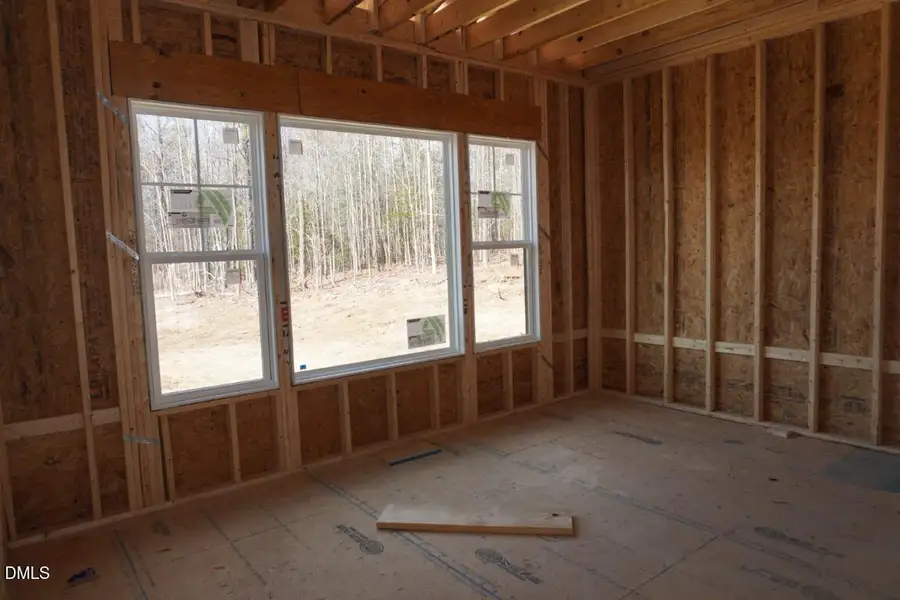 DSC01141 (Medium) DSC01141 (Medium)