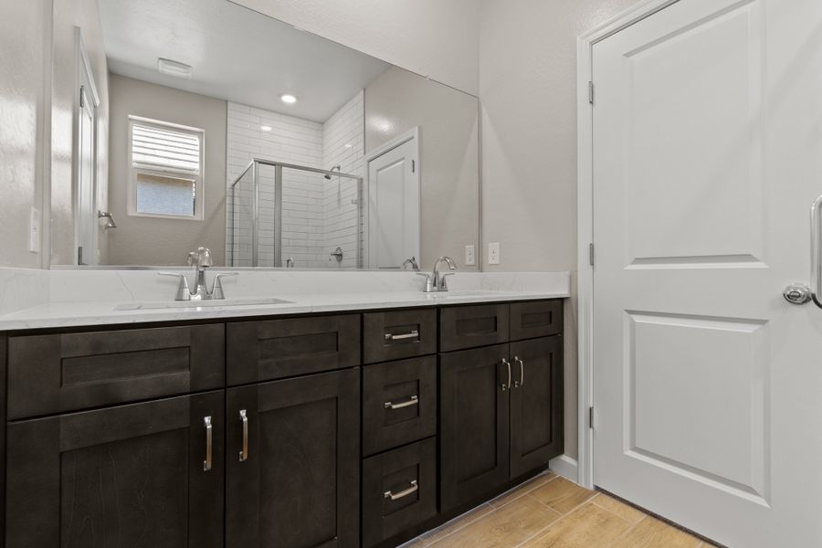 4br New Home in Surprise, AZ.  - Slide 26