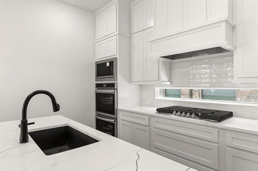 740 Wilderness - Kitchen (3)