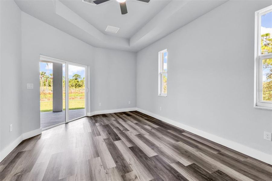 Spacious, unfurnished interior of a new home in , Punta Gorda (Image 17). Spacious, unfurnished interior of a new home in , Punta Gorda (Image 17).