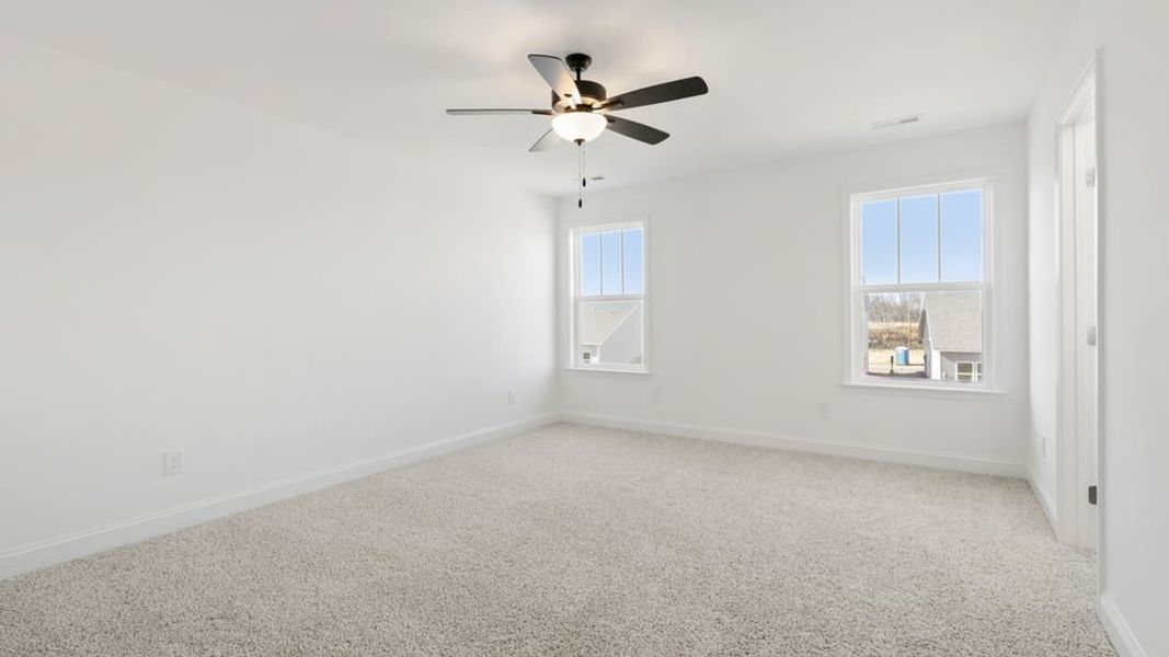 Spacious, unfurnished interior of a new home in Briargate, Fountain Inn (Image 29).