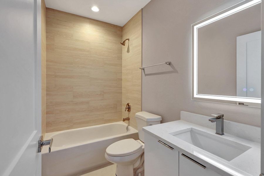 Furnished interior view inside a new home in , Port St. Lucie (Image 4).