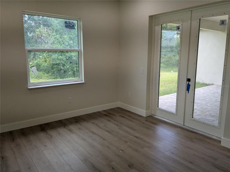 Spacious, unfurnished interior of a new home in , Port Charlotte (Image 54).