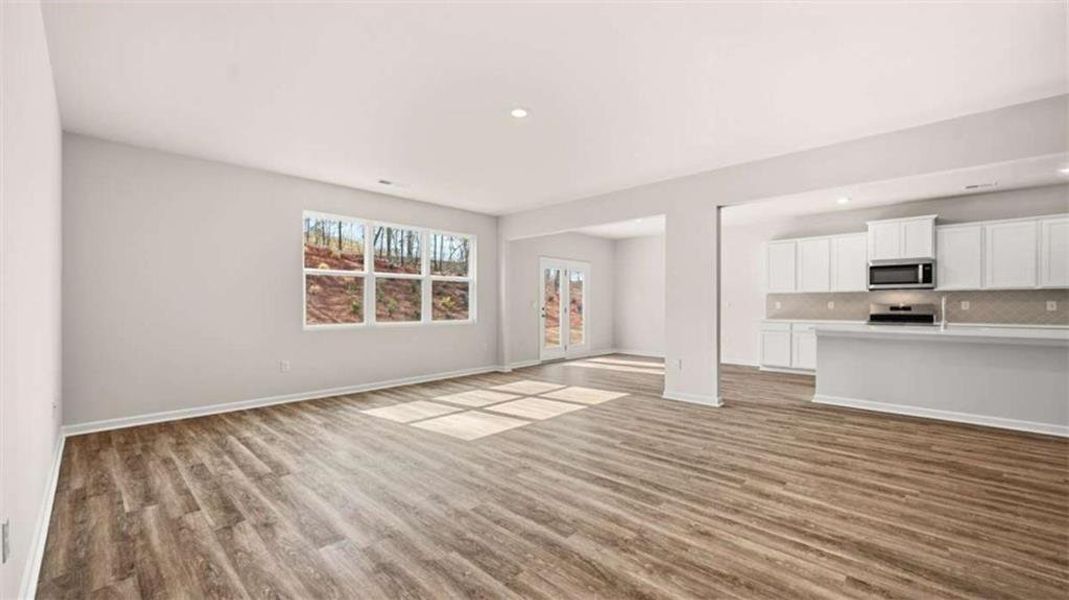 Spacious, unfurnished interior of a new home in Brooks Station, Dacula (Image 16).