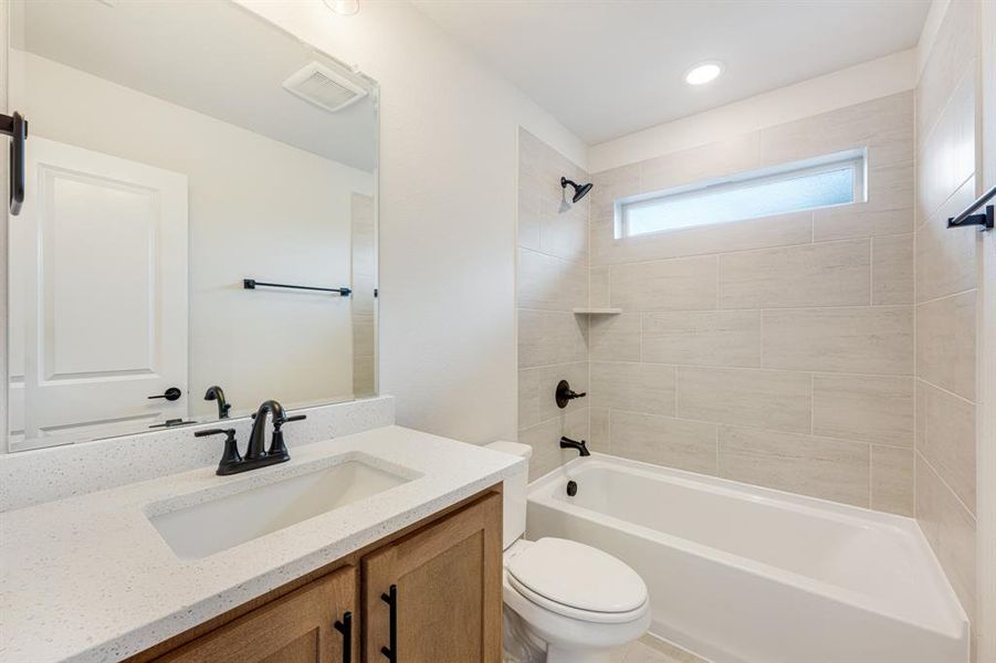 Furnished interior view inside a new home in Glenwood Meadows, Denton (Image 13).