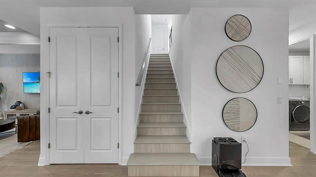 Furnished interior view inside a new home in , Sarasota (Image 50).