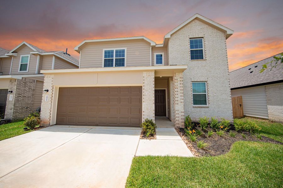 Image 14 of a home in Granger Pines.
