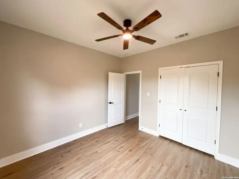Spacious, unfurnished interior of a new home in , Lytle (Image 13).
