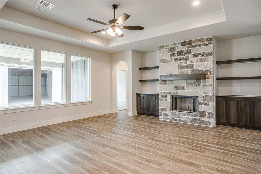 Spacious, unfurnished interior of a new home in , Fort Worth (Image 28).