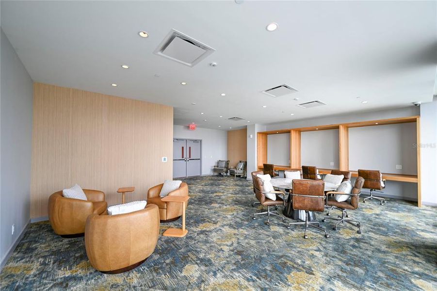 Community amenities in , St. Petersburg (Image 55). Community amenities in , St. Petersburg (Image 55).