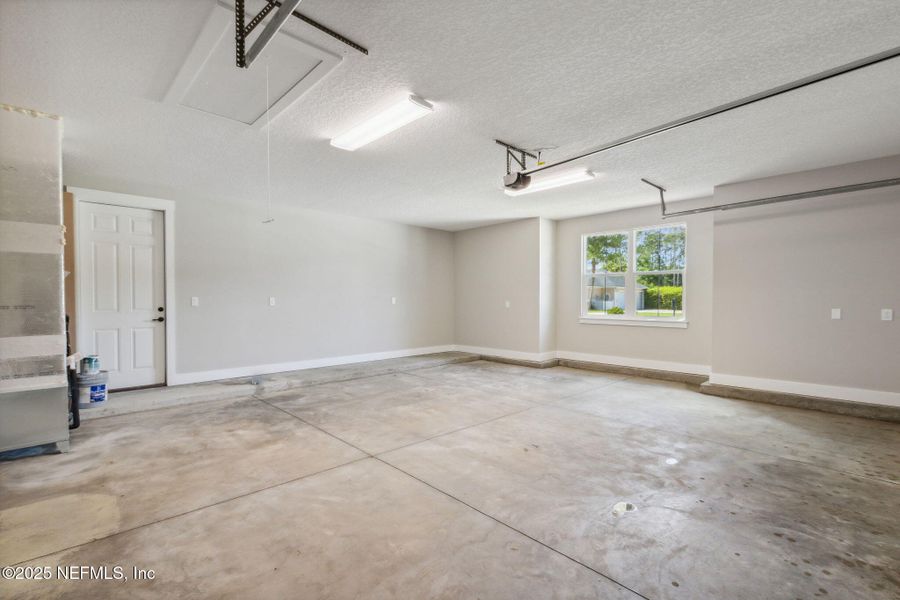 Image 43 of a home in .