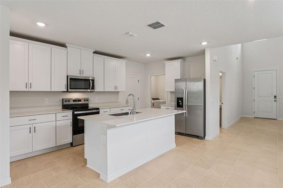 Furnished interior view inside a new home in Hamilton Bluff - Classic Series, Lake Hamilton (Image 7). Furnished interior view inside a new home in Hamilton Bluff - Classic Series, Lake Hamilton (Image 7).