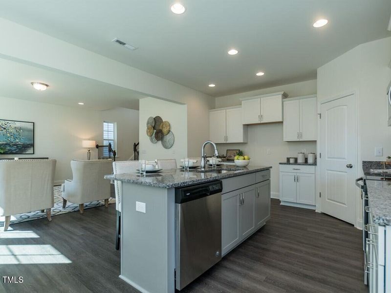 011_ Kitchen 011_ Kitchen