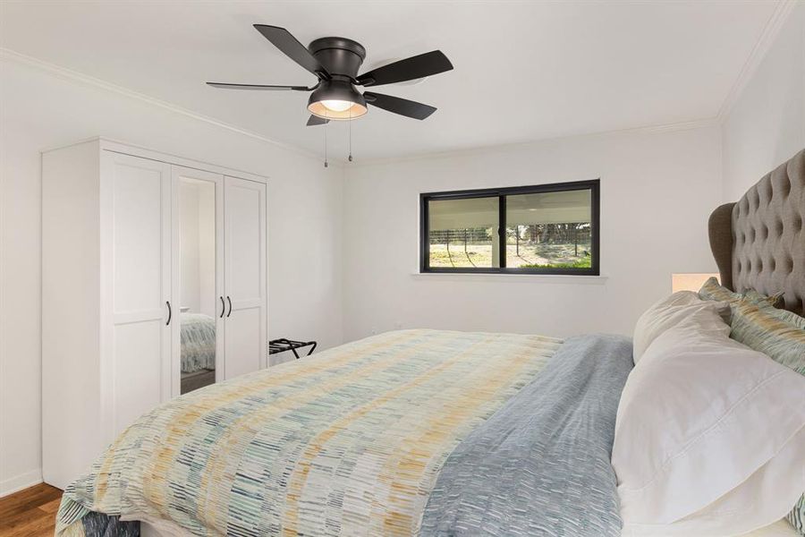 Great touches throughout the home for a short term rental. Storage and comfort and style!