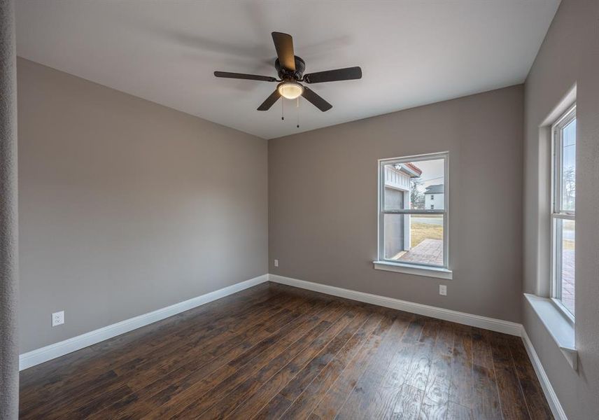 Spacious, unfurnished interior of a new home in , Cleburne (Image 24).