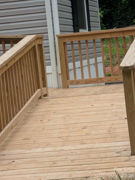 Exterior details and patio area of a home in , Morganton (Image 13).