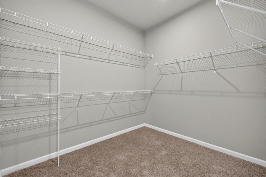 Spacious, unfurnished interior of a new home in Crosswind Ranch, Parrish (Image 12). Spacious, unfurnished interior of a new home in Crosswind Ranch, Parrish (Image 12).