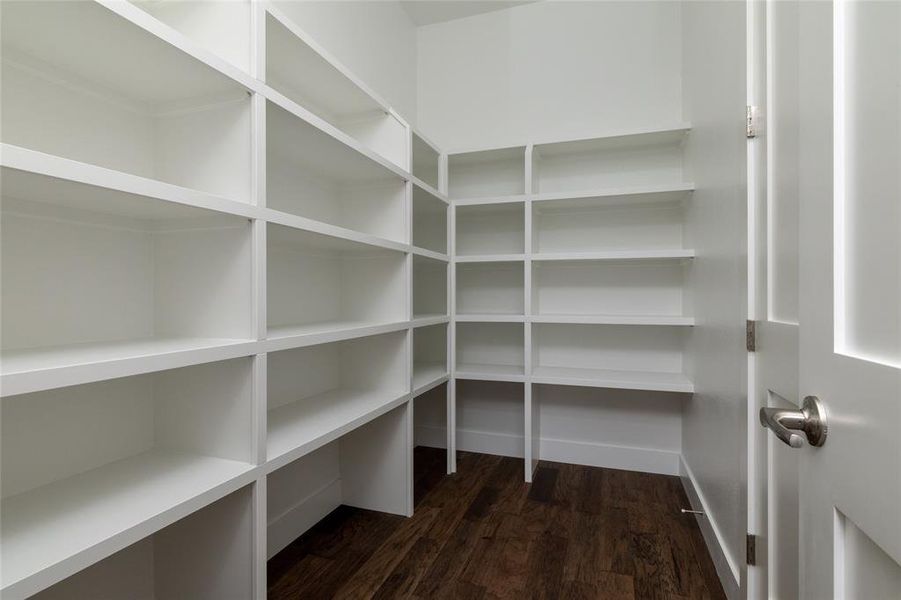 Spacious, unfurnished interior of a new home in , Rockwall (Image 30).