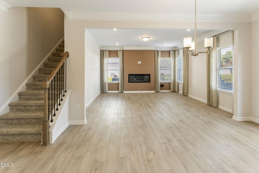 Large Family Room Large Family Room