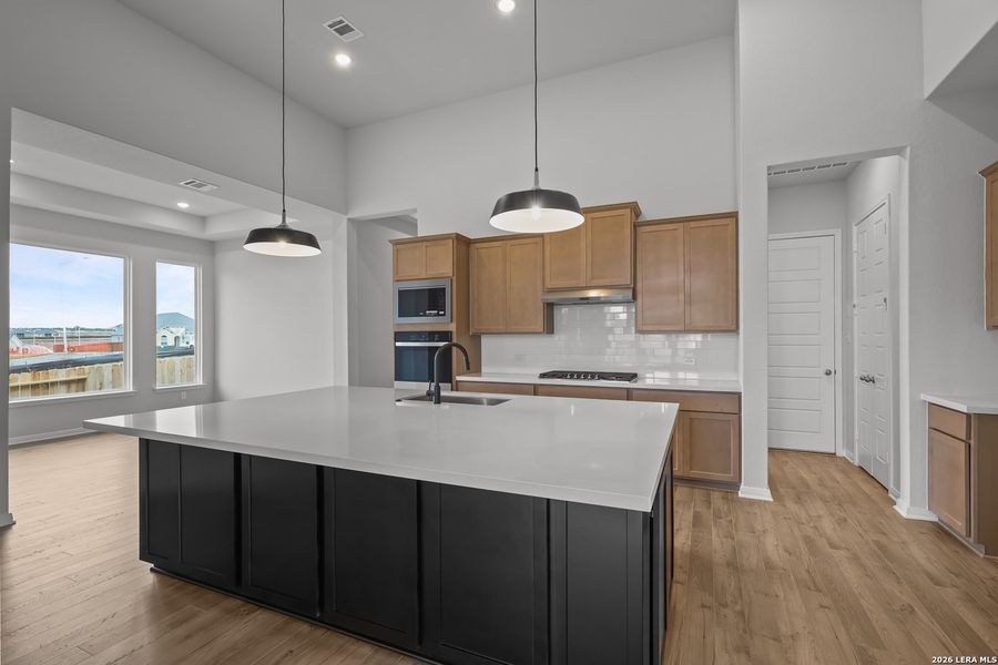 Furnished interior view inside a new home in Homestead, Schertz (Image 10).