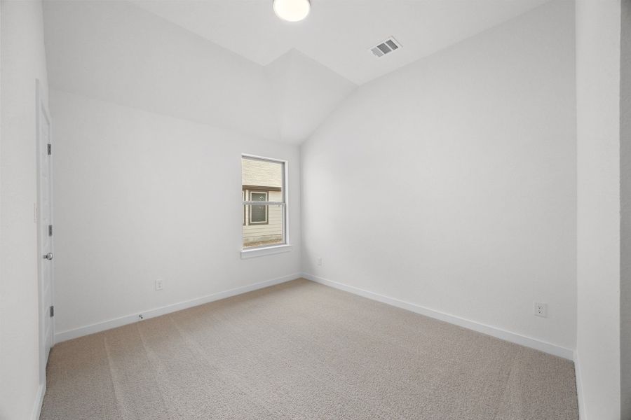 Spacious, unfurnished interior of a new home in Prairie Winds, Hutto (Image 28).