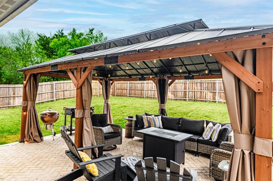 Exterior details and patio area of a home in , Josephine (Image 25).