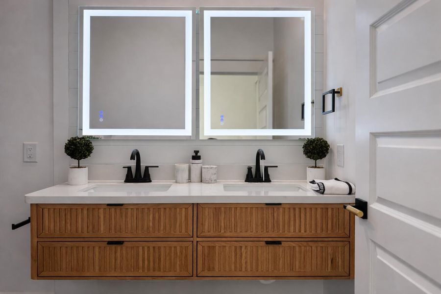 Image 56 of a home in .