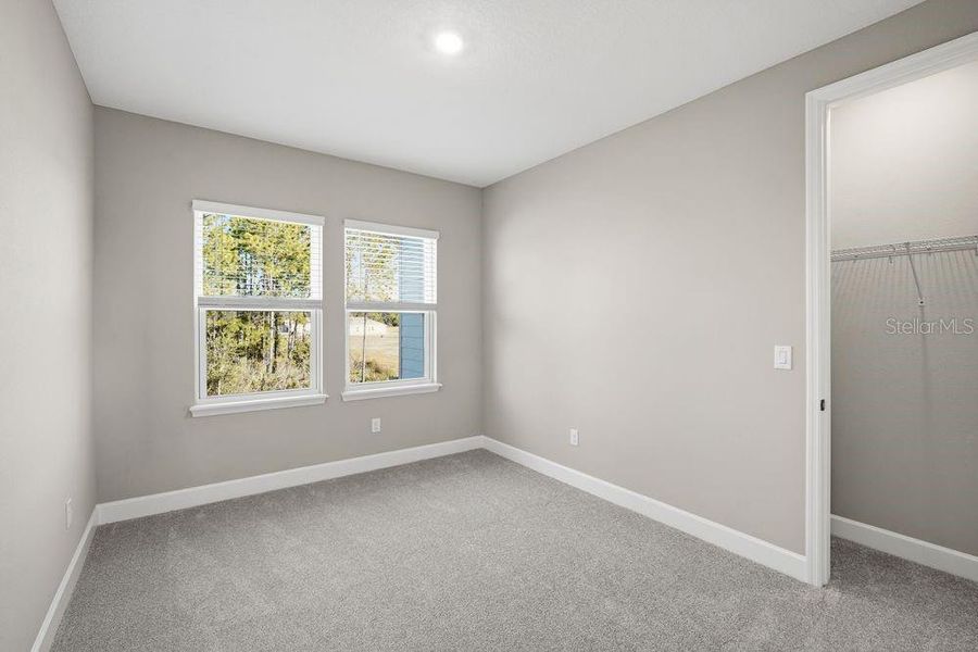 Spacious, unfurnished interior of a new home in Hammock at Two Rivers, Zephyrhills (Image 14).