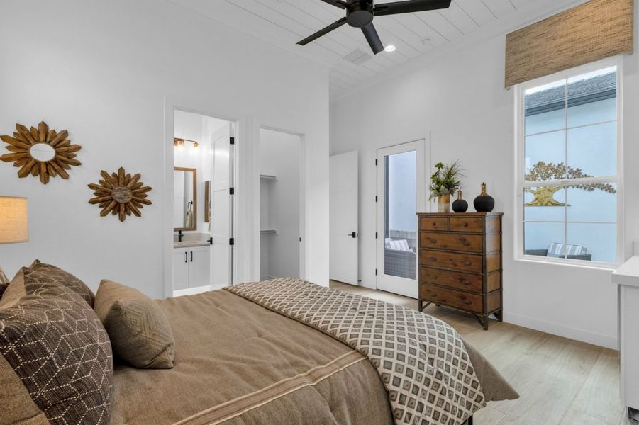 Representative furnished interior of a home built from the Residence Twelve by Blandford Homes in Earnhardt Ranch, Chandler (Image 20).