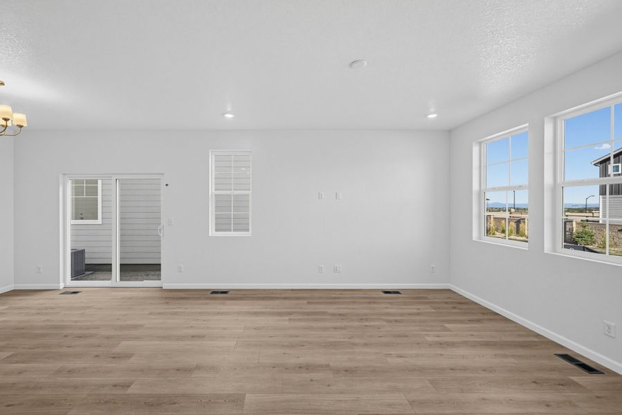 Spacious, unfurnished interior of a new home in The Aurora Highlands, Aurora (Image 12). Spacious, unfurnished interior of a new home in The Aurora Highlands, Aurora (Image 12).