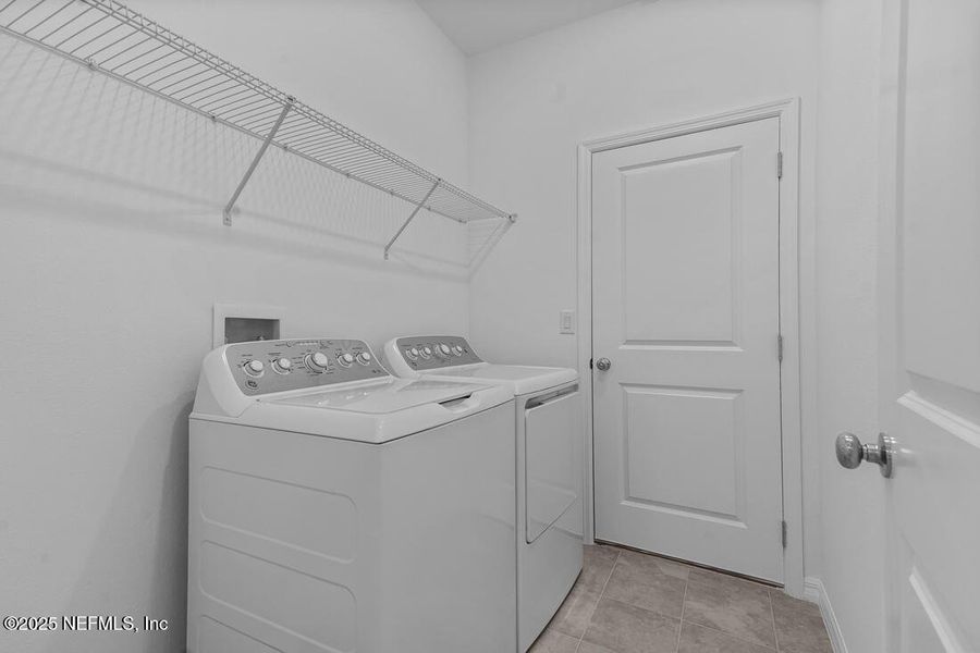 Furnished interior view inside a new home in Coopers Meadow, Jacksonville (Image 8).